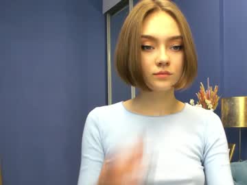webcam girl adelewilson__ capture image #823366