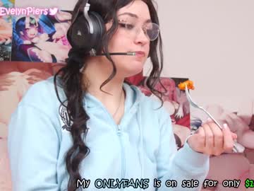 webcam girl evelynpiers capture image #1441233