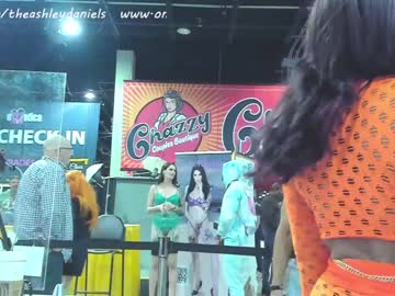 webcam girl theashleydaniels capture image #2455013