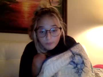 webcam couple blondebeachbabes capture image #158112