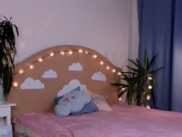 webcam girl linellali capture image #3810358