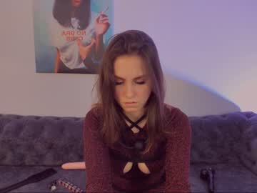 webcam girl karaline_barns capture image #1578000