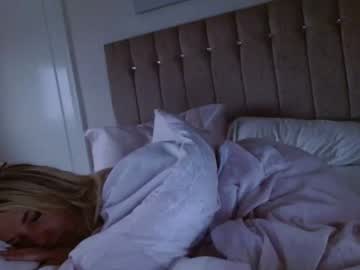webcam girl sexy_english_milf capture image #1071996