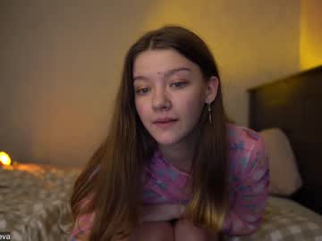 webcam girl coyness_geneva capture image #1946017