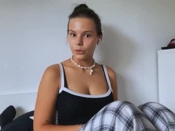 webcam girl piper_peach capture image #5636209