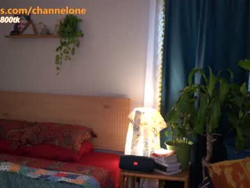 webcam couple channel_1_tv capture image #3927358