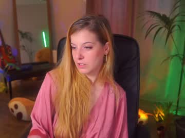 webcam girl juicyandthepussyblvd capture image #3968531
