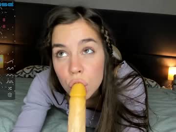 webcam girl monika_youthfull capture image #4654010