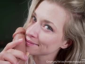 webcam girl saraxjacob capture image #3022209