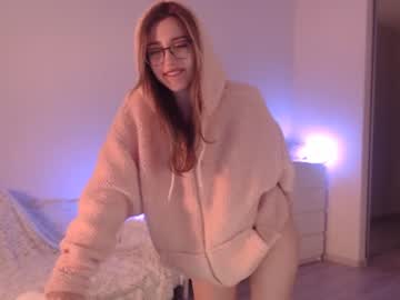 webcam girl uwuxo capture image #1054471