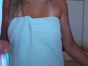 webcam girl 8a8y_nura capture image #3349804