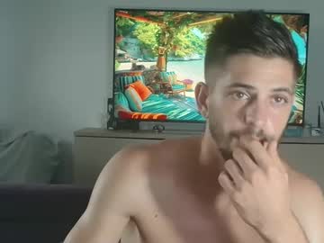 webcam man followknight capture image #5575915