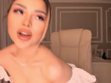 webcam girl bae_suz capture image #2125119