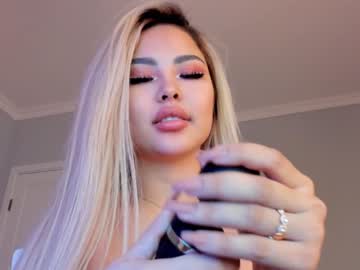webcam girl bae_suz capture image #701442