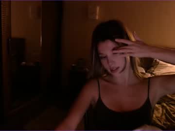 webcam girl bitter_moon capture image #4101210