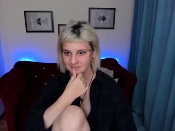 webcam girl yolandi_toit capture image #3280011