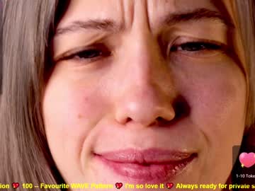 webcam girl helenahayley capture image #1601235