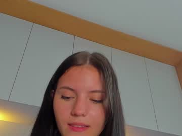 webcam girl sweetie_karoline capture image #3923307