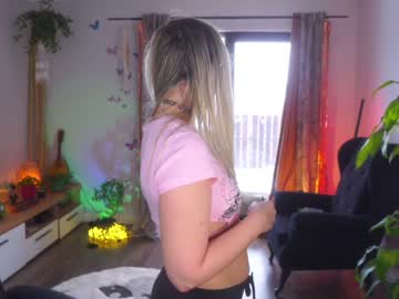 webcam girl juicyandthepussyblvd capture image #5070128