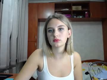 webcam girl melena_shy capture image #394978