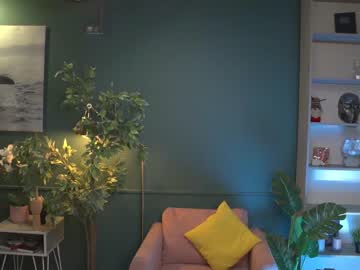 webcam girl ella_knockers_xl capture image #2132079