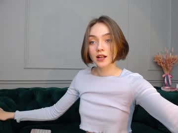 webcam girl adelewilson__ capture image #850740