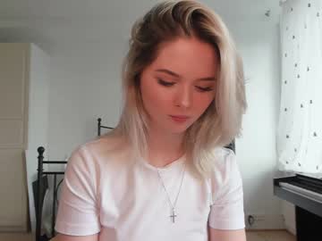 webcam girl yuppiyulia capture image #57850