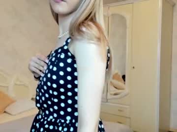 webcam girl milliebraun capture image #3214763