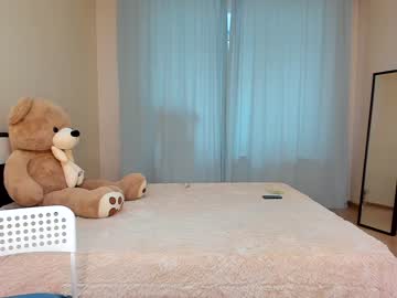 webcam girl yana_squrel_22 capture image #1643970