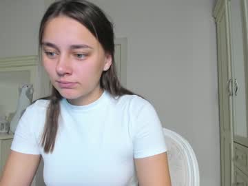 webcam girl eleonora_linn capture image #3715455