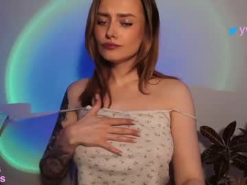 webcam girl _yvie_ capture image #2373415