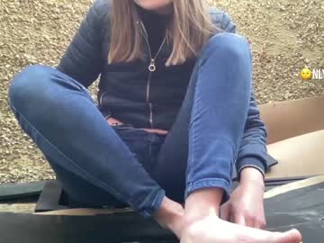 webcam girl eatmypie69 capture image #2068230