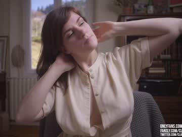 webcam girl claire_moulin capture image #1904815