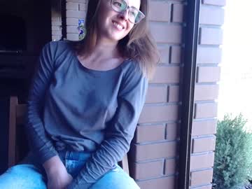 webcam girl juicy_peach88 capture image #3054036