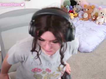 webcam girl evelynpiers capture image #2176460