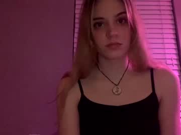 webcam girl ellabrown68 capture image #456269