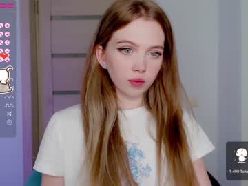 webcam girl small_blondee capture image #4442787