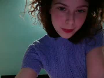 webcam girl maeluna33 capture image #2464002