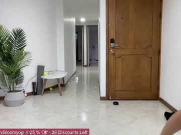 webcam girl bloomyogi capture image #4827140
