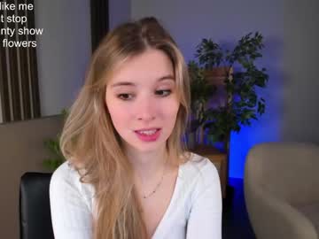 webcam girl milablush capture image #5120933