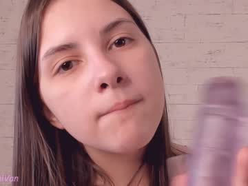 webcam girl iliziamain capture image #2353138