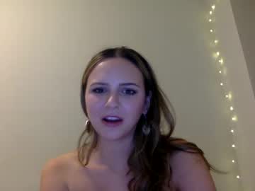 webcam girl isla_flowers capture image #693898