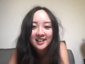webcam girl yourlilylee capture image #3873185