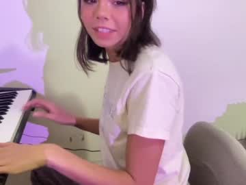 webcam girl yourfavoritegirl_ capture image #4905812