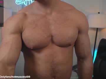 webcam man hotmuscles6t9 capture image #2110854