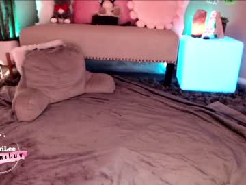 webcam girl aubrilee capture image #2493134