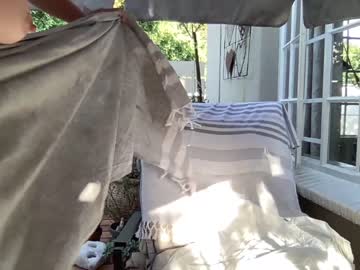 webcam girl gl1tter_barbie capture image #1723273