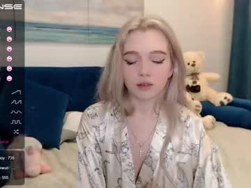 webcam girl small_blondee capture image #2071870