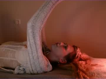 webcam girl bitter_moon capture image #4970046