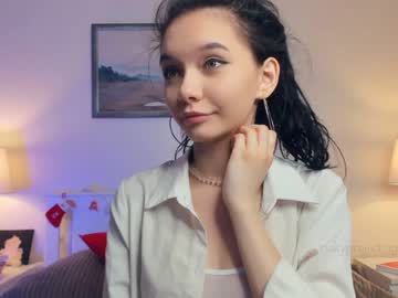 webcam girl riskyproject capture image #4749398